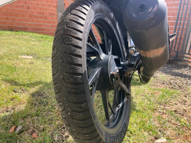 Vendo titan 160. Em excelente