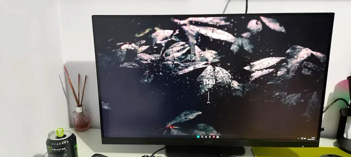 Monitor 27