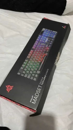 Teclado Gamer + Caixa de Som Pc Knup