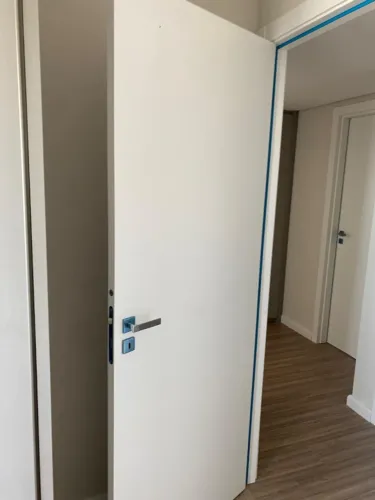 Kit Porta Pronta Pormade com Fechadura PADO - 0,80 x 2,10M - c/ Kit 3 Dobradiças