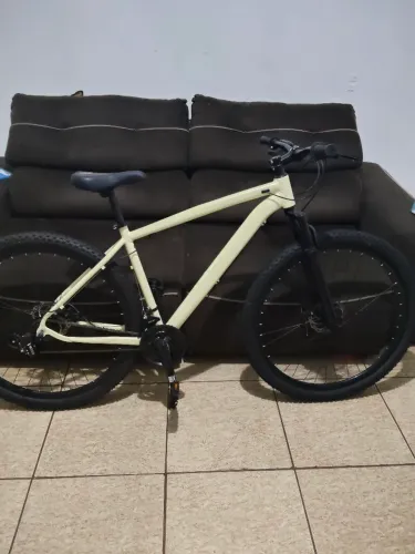 Bicicletas semi nova