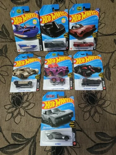 Coleção Batman 6 minis espetaculares Temático Hot Wheels.