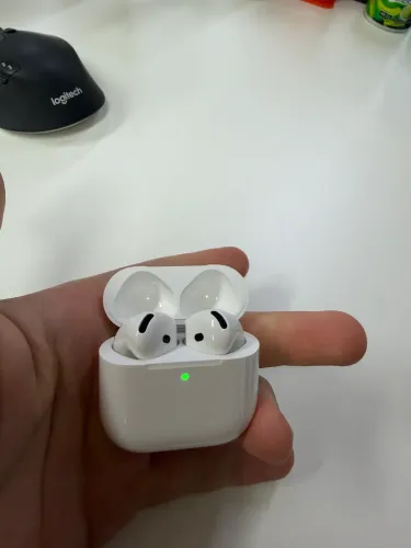 AirPods 4 - garantia até março 2027