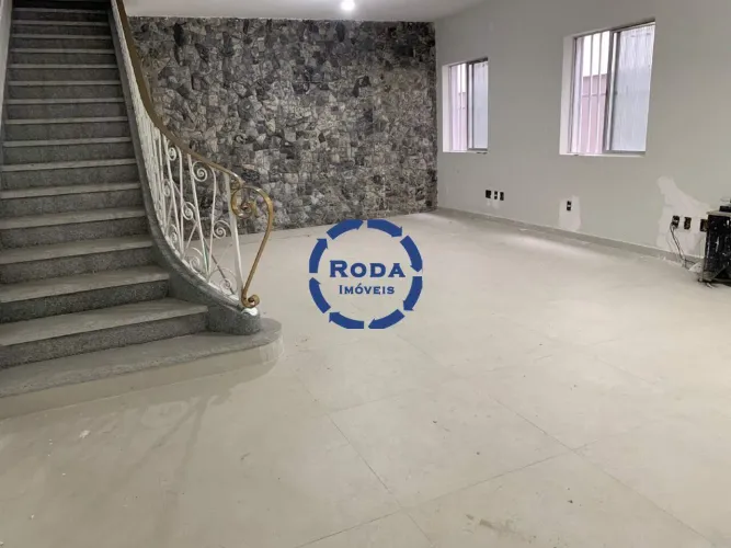 Comercial para alugar em Santos-SP (Campo Grande) | 330m² | 5 quartos, 3 vagas