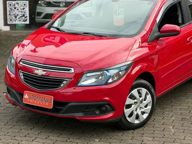 Chevrolet Onix Hatch LT 1.4 8V Flex Power Mec. 4P 2015
