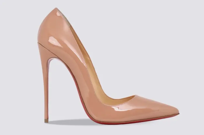 Scarpin Christian Louboutin So Kate Bege