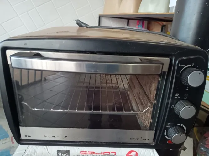 Forno elétrico 31L Britânia