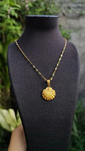 Colar delicado moda praia em aço inoxidável