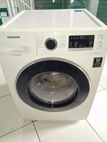 Lava e seca Sansung 11kg semi nova, funcionando perfeitamente com 3 meses de garantia