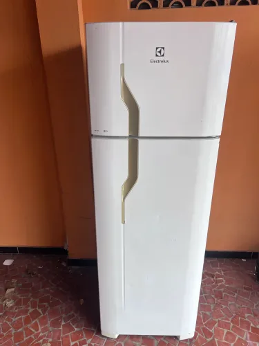 Geladeira Electrolux frost free