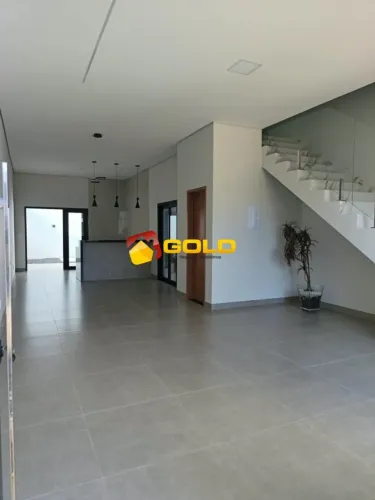Casa para Venda em Uberlândia, Grand Ville, 3 dormitórios, 3 suítes, 4 banheiros, 1 vaga