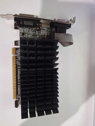 Placa de vídeo nvidia gt 210 1gb