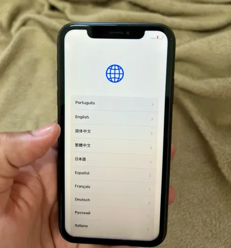 IPHONE XR 64GB