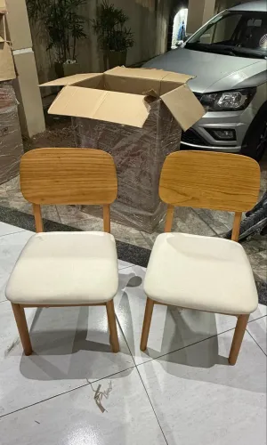 Cadeiras novas 