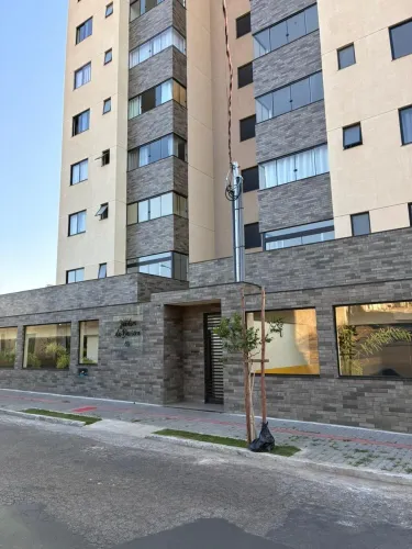 apartamento de 02 quartos no serrano