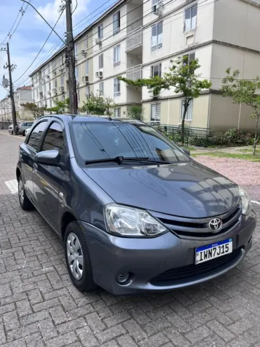 Toyota Etios XS 1.5 Flex 16V 5P Mec. 2015