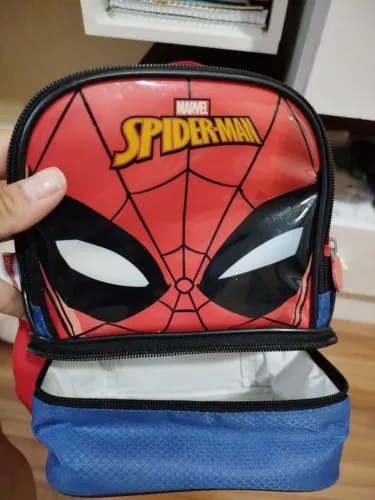 Lancheira do homem aranha ?