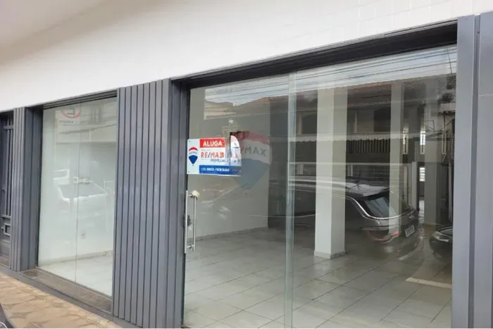 Sala Comercial para Locação no Centro de Lavras