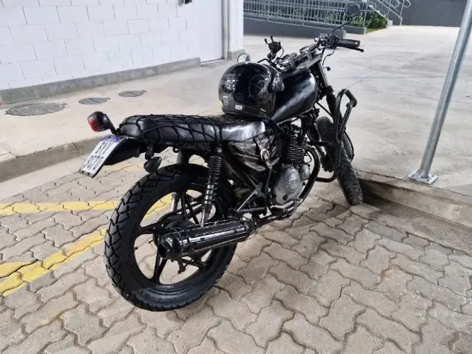 Café Racer YES 125