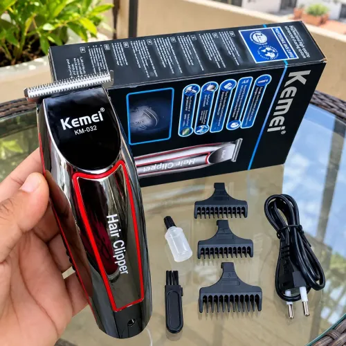 Máquina de Cortar Cabelo Kemei
