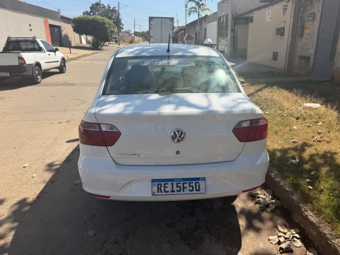 Volkswagen Voyage 1.0 Flex 12V 4P 2021