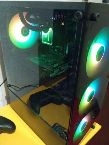 PC Gamer (Leia a Descrição)