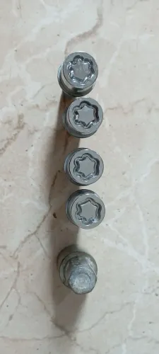 Parafusos anti-furto 