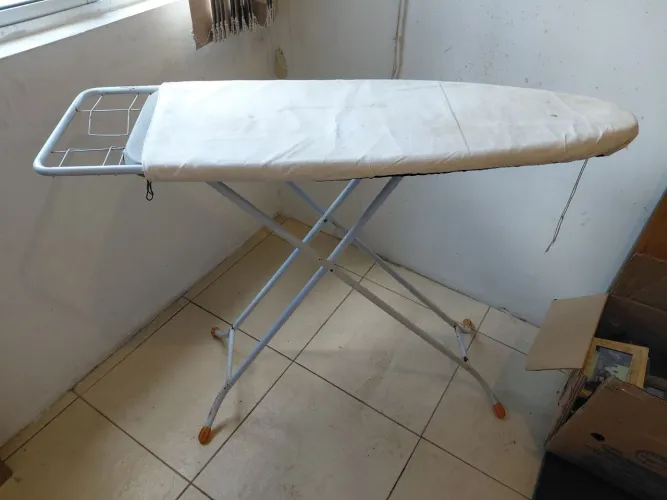 Tábua para passar roupas
