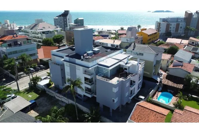 Apartamento Amplo com Vista para o Mar, 3 Dormitórios (1 Suíte) e 142m² nos Ingleses