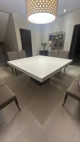 Mesa de jantar 8 lugares 1,60x1,60 em Marmoglass branco