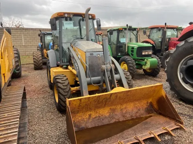 Retroescavadeira John Deere 310L 4x4 ano 2018