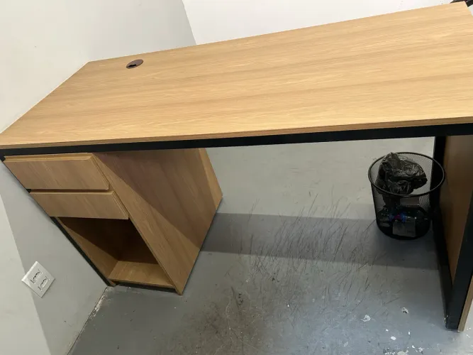 Mesa para escritório 