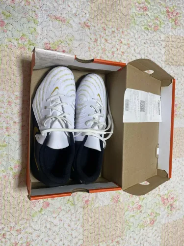 Vendo chuteira society Nike Nike Phantom GX II Club TF!leia a bio!