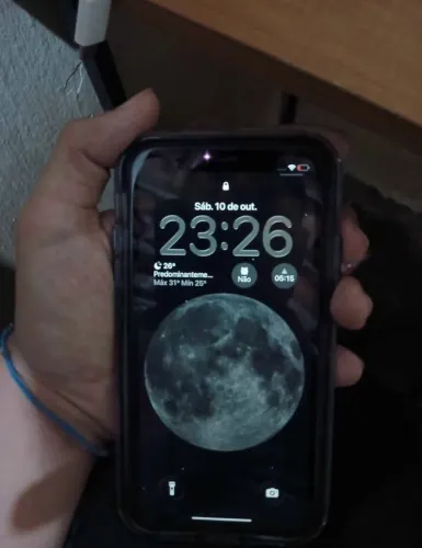 iPhone 11 64GB Preto R$ 600