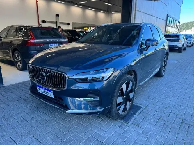 Volvo XC-60 T-8 Ultimate 2.0 AWD (híbrido) 2024