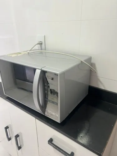 Micro-ondas LG 23L Espelhado