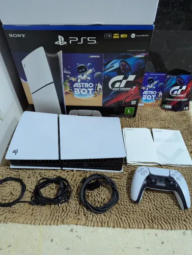 PLAYSTATION 5 1TB 2025