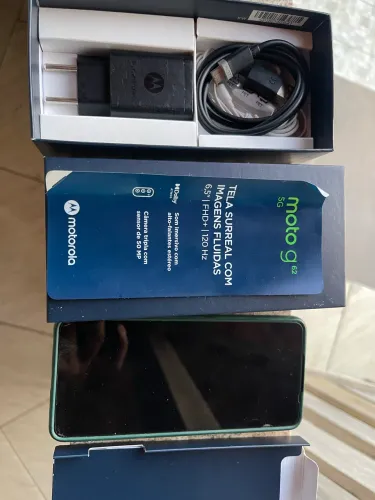 Motorola Moto G62 5G - Completo na Caixa