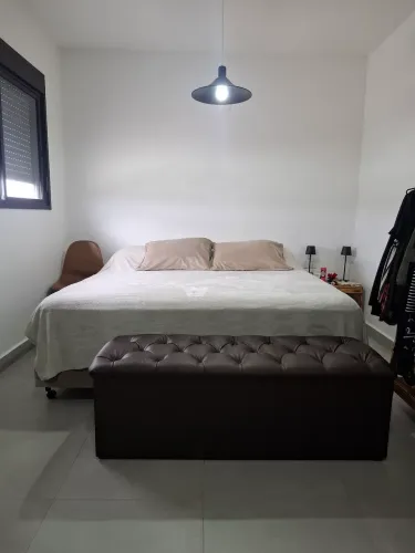 270,00 Baú marrom para cama queen ou king.