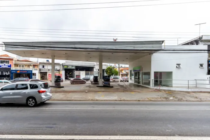 Loja na Avenida Atlântica, 1489  300 m²