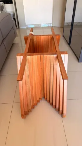 Base Mesa de madeira maciça (fabricação AVI Móveis de Gramado-RS)