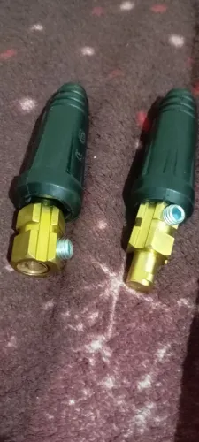 Conector de máquina de soldar grande