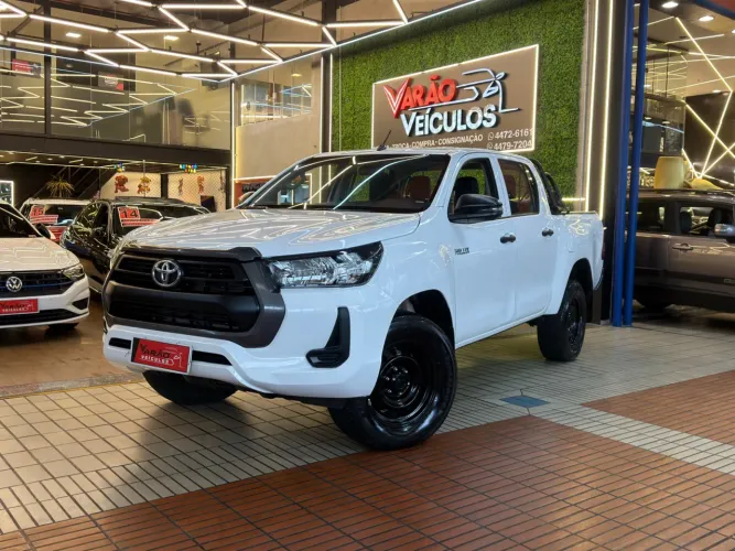 Toyota Hilux CD 4X4 2.8 Diesel Mec. 2022