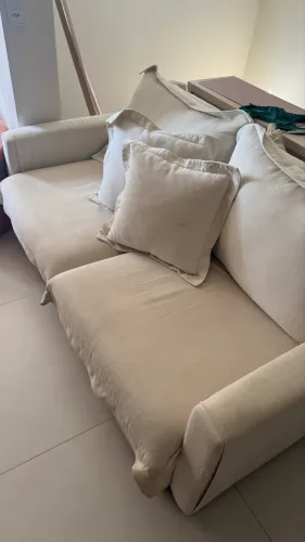 Sofá Retrátil - Novo e Perfeito Estado