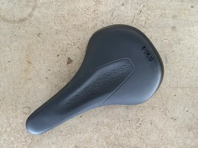 Selim Fizik mobius terra 145mm