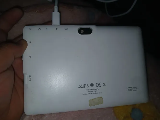 Tablet usado so nao esta funcionando a voz mais tá novo