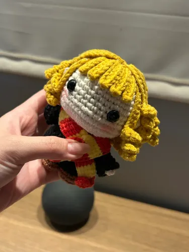 Hermione amigurumi 