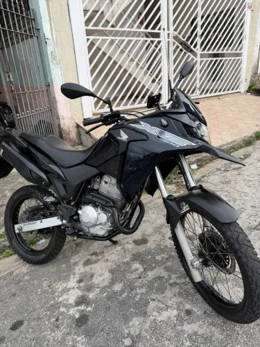 Vende-se ou troca XRE 300 (por Honda 160) 