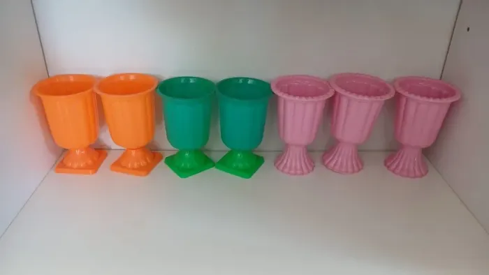 Kit 7 Vasos Decorativos Coloridos para Festas