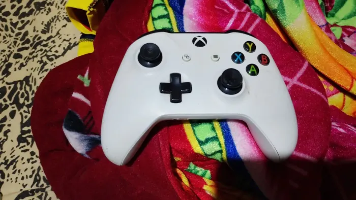 Vende se controle Xbox one